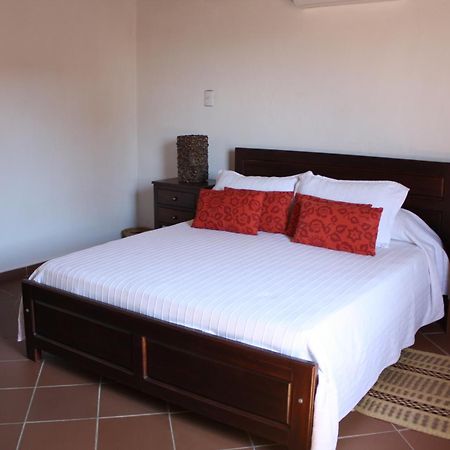 La Casa Amarilla Bed & Breakfast Mompos Exterior photo