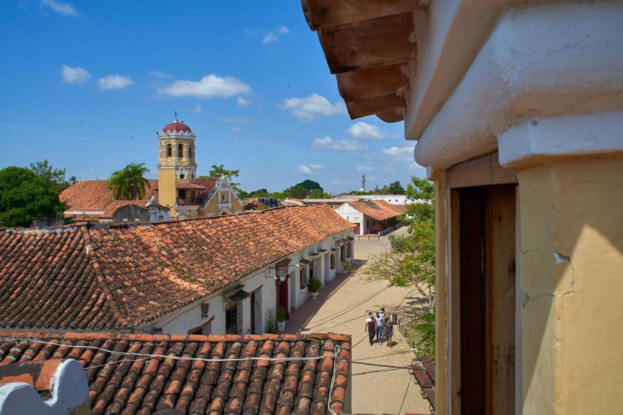 La Casa Amarilla Bed & Breakfast Mompos Exterior photo