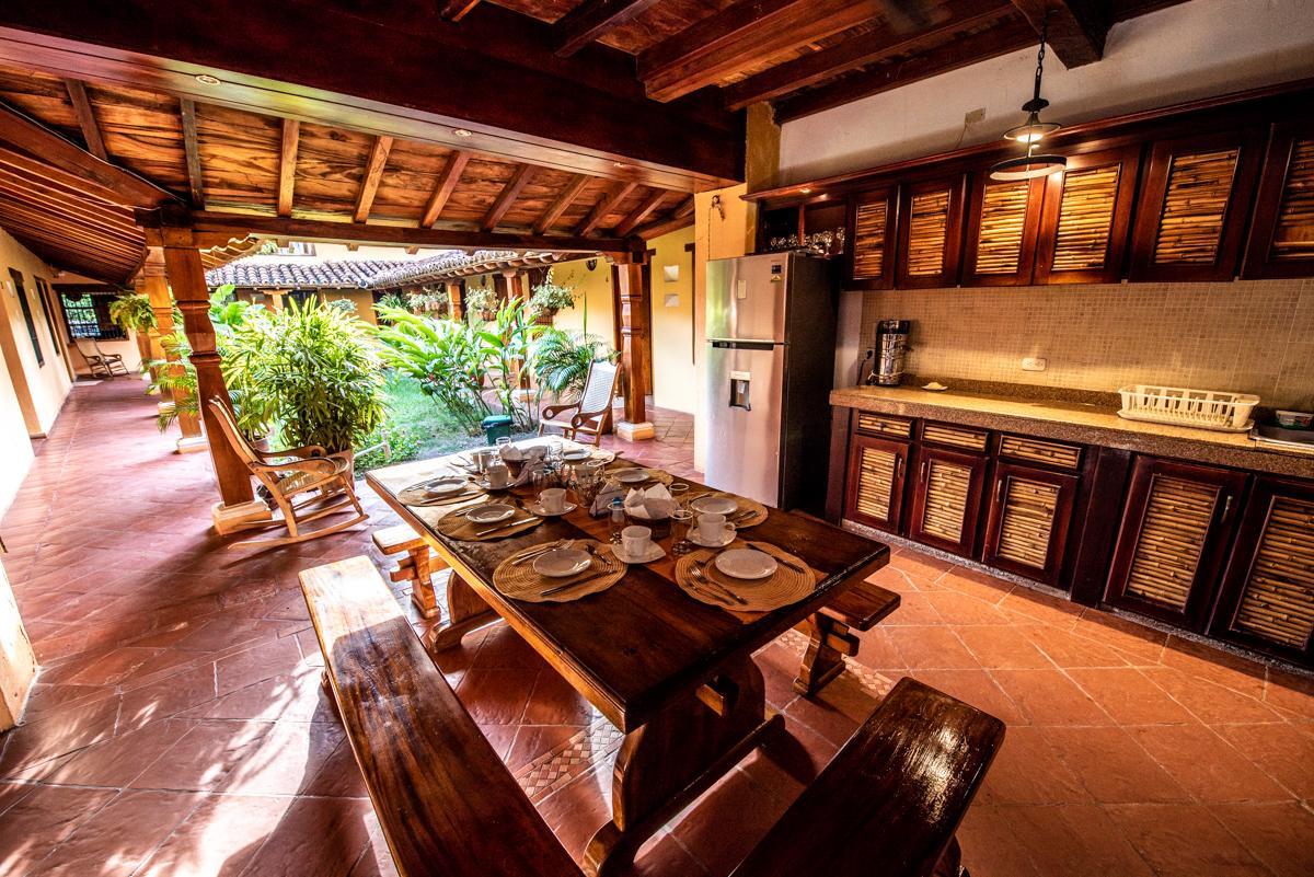 La Casa Amarilla Bed & Breakfast Mompos Exterior photo
